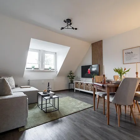 Stadtzentrum - 5 Min Messe & Uniklinik - Arbeitsplatz - Bis 6 Personen *