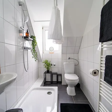 Im Stadtzentrum / Kueche / Fuer 5 Daire Essen
