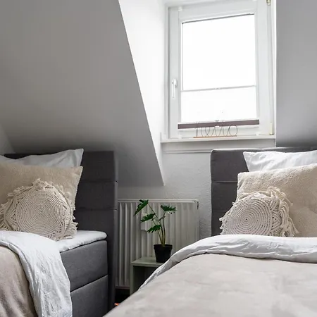 Im Stadtzentrum / Kueche / Fuer 5 Essen