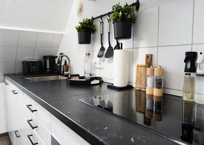 Im Stadtzentrum / Kueche / Fuer 5 Essen