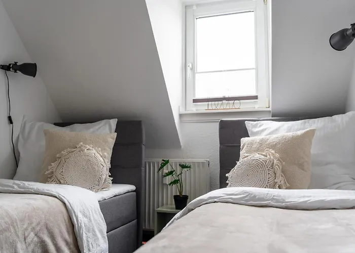 Im Stadtzentrum / Kueche / Fuer 5 Essen